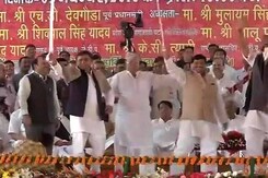 You Gave Me Sword, Don't Want Me To Use It: Akhilesh Yadav's Dig At Uncle Shivpal You Gave Me Sword, Don't Want Me To Use It: Akhilesh Yadav's Dig At Uncle Shivpal