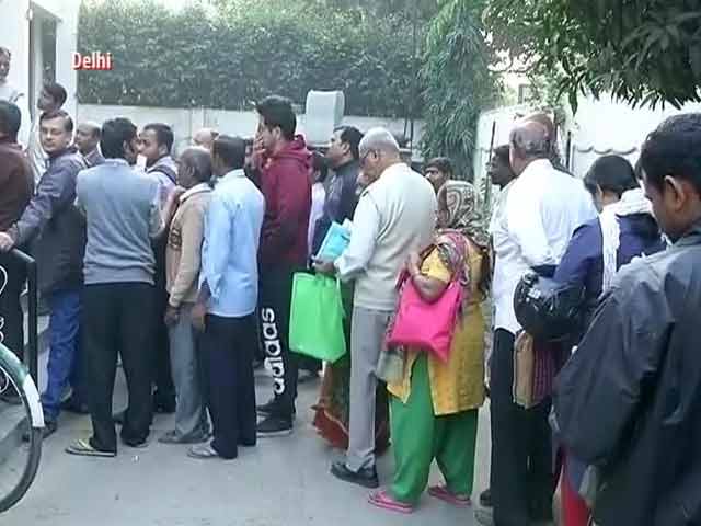 Massive Queues At Banks, Millions Rush To Exchange Banned Notes