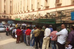 How Millions, Desperate For Cash, Put In Hours In Queues At ATMs How Millions, Desperate For Cash, Put In Hours In Queues At ATMs