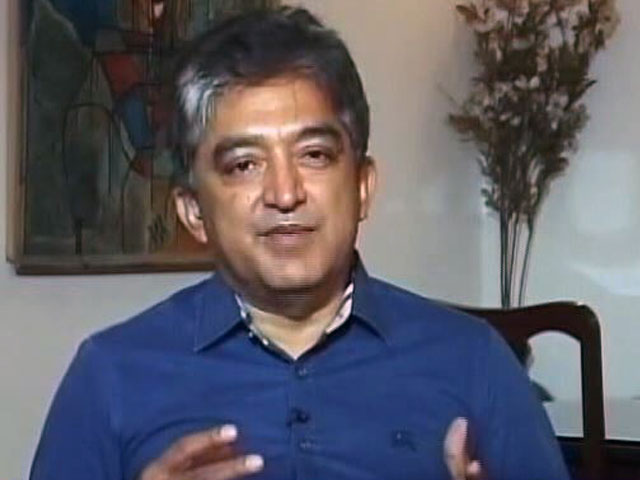 What Trump-ed Hillary? Decoding Brand Trump