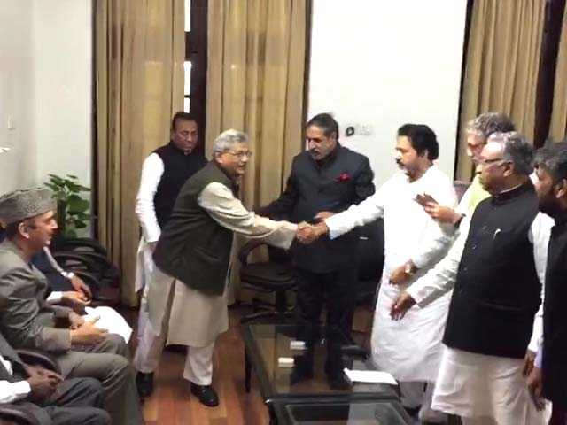 Mamata's Party Shakes Hands With Left As Opposition Unites Against Notes Ban