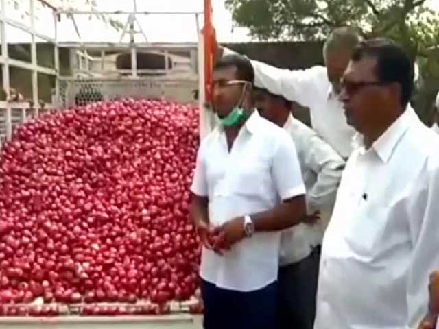 नोटबंदी का असर : एशिया की सबसे बड़ी प्याज मंडी लासलगांव में धंधा हुआ मंदा