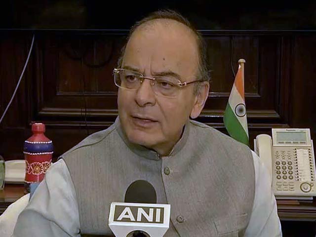 इंडिया 7 बजे : नोटबंदी पर अनावश्यक भय पैदा किया जा रहा है, बोले जेटली