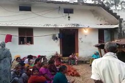 Telengana Man, Son Die After Eating Poisoned Chicken Curry In Alleged Suicide Telengana Man, Son Die After Eating Poisoned Chicken Curry In Alleged Suicide