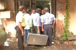 Anti-Terror Agency Raids Controversial Preacher Zakir Naik's NGO At 10 Locations Anti-Terror Agency Raids Controversial Preacher Zakir Naik's NGO At 10 Locations
