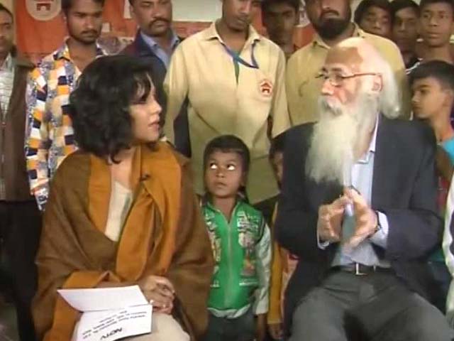 Homeless, Now Cashless: How The Clean-Up Has Hit Daily Wagers