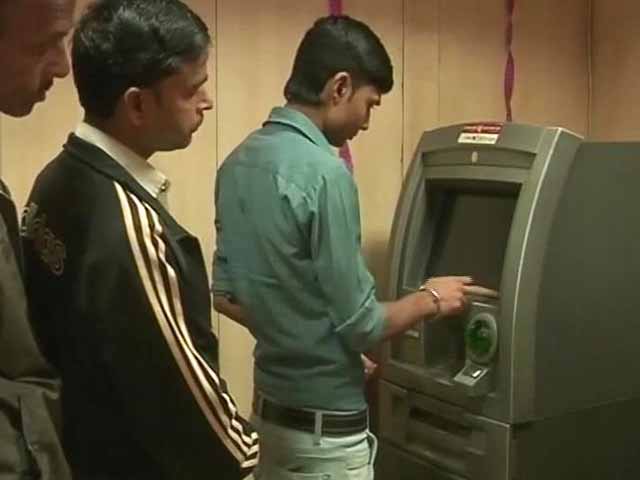 Video : No Service Charge On Use Of Debit Cards Till Dec 31