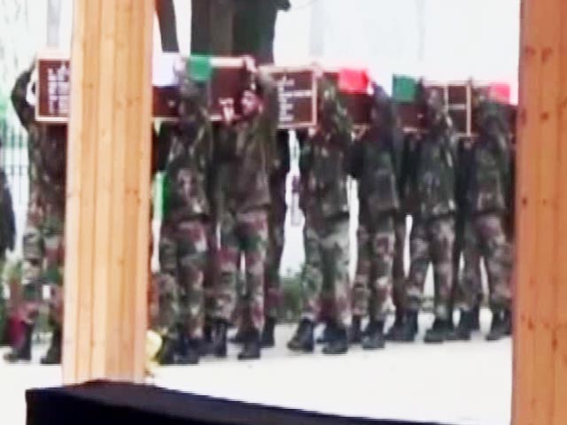 India Pays Tribute To 3 Soldiers Killed By Pak Army