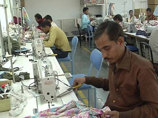 नोटबंदी से कई कारोबार हो रहे हैं प्रभावित