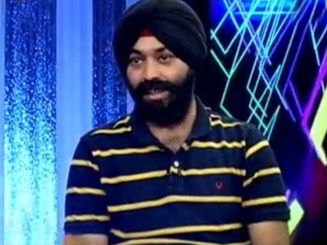 Video : Laugh Like There's No Tomorrow With Vikramjit Singh