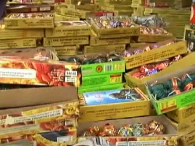 To Tackle Air Pollution, Top Court For Suspension Of Fire Cracker Licenses