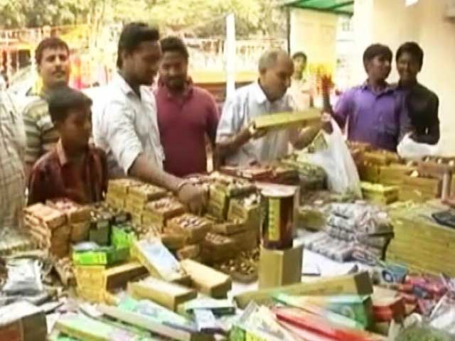 Videos : नेशनल रिपोर्टर : SC ने दिल्ली-एनसीआर में पटाखों की बिक्री पर लगाया प्रतिबंध