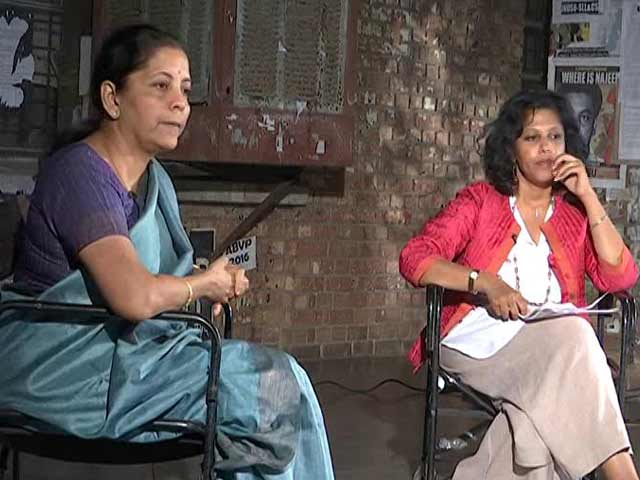 Video : New Kids On The Block: Minister Nirmala Sitharaman's Money Talk In JNU