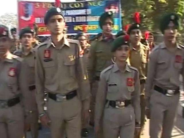 वॉकेथॉन : मोहाली में एनसीसी कैडेट्स ने लिया मार्च में हिस्सा