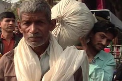 No Cash To Cremate Dead Wife, Man Waited Near Body For 2 Days No Cash To Cremate Dead Wife, Man Waited Near Body For 2 Days