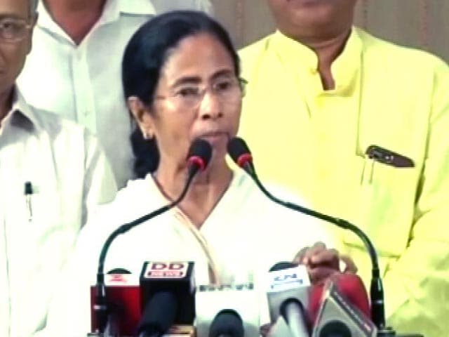 Videos : बंगाल में सेना की तैनाती पर संसद में हंगामा, रक्षामंत्री ने दिया जवाब