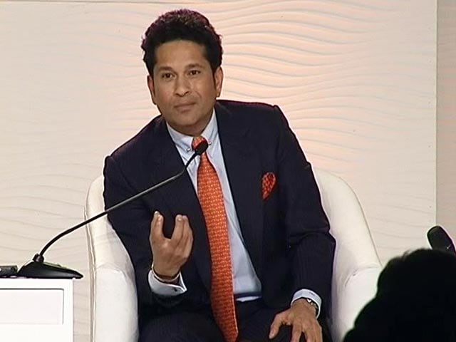 Video: Sachin The Leg Spinner, Off Spinner or Medium Pacer? Rapid Fire With Master Blaster