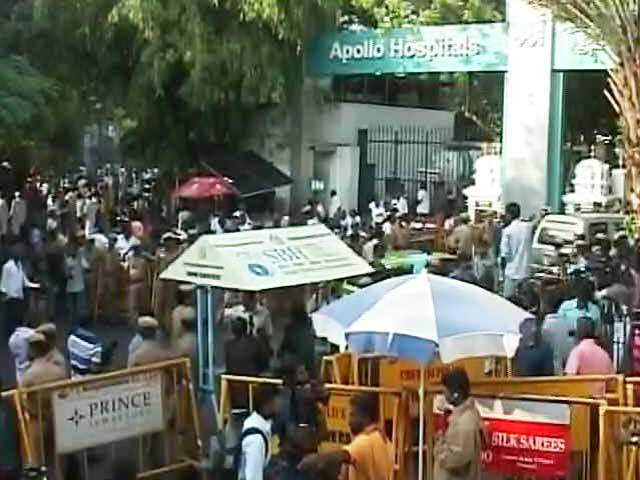 'Jayalalithaa Remains In Grave Situation Despite Best Efforts', Says Hospital