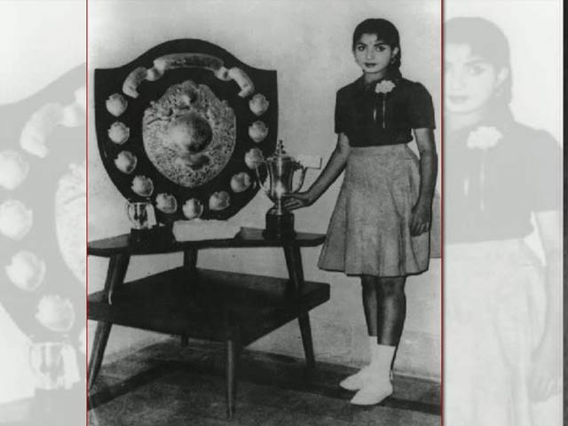 See Rare Photos Of A Young Jayalalithaa, Including As Convent Student