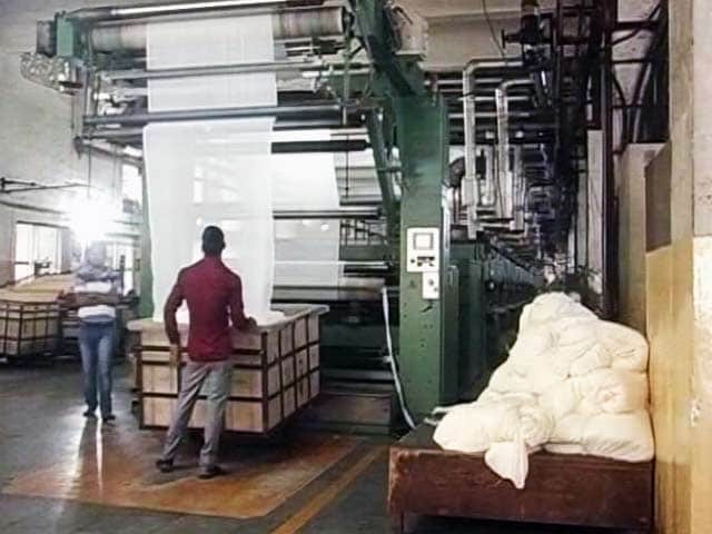 Videos : कपड़ा उद्योग पर नोटबंदी की मार...