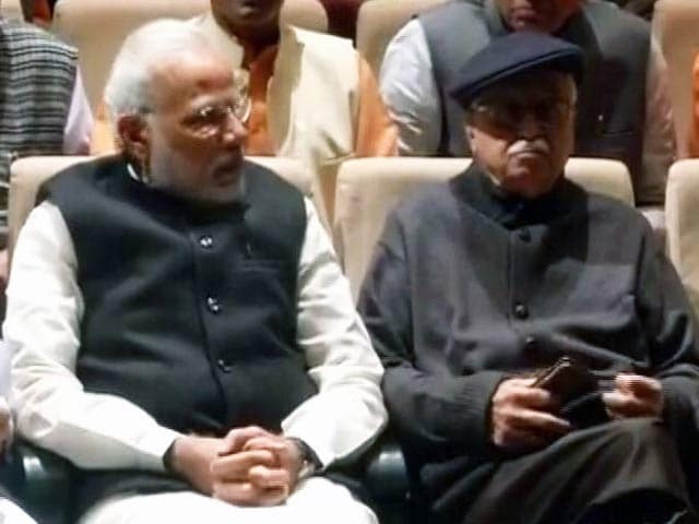 Videos : विपक्ष को एक्‍सपोज करो : प्रधानमंत्री नरेंद्र मोदी ने बीजेपी सांसदों से कहा