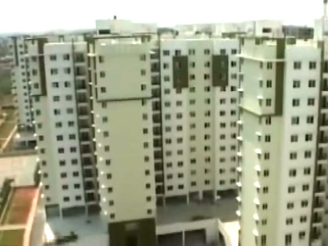 RBI Rates Unchanged: A Silver Lining For Home Buyers?