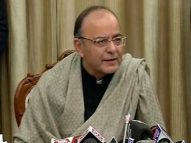 इंडिया 8 बजे :  कैशलेस पेट्रोल-डीज़ल ख़रीद पर 0.75% छूट