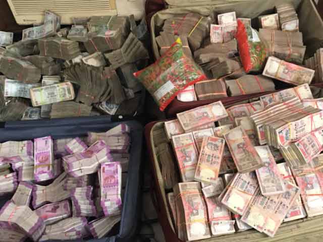 Over 13 Crores Seized From South Delhi Law Firm T&T, 2.5 Crores In New Notes