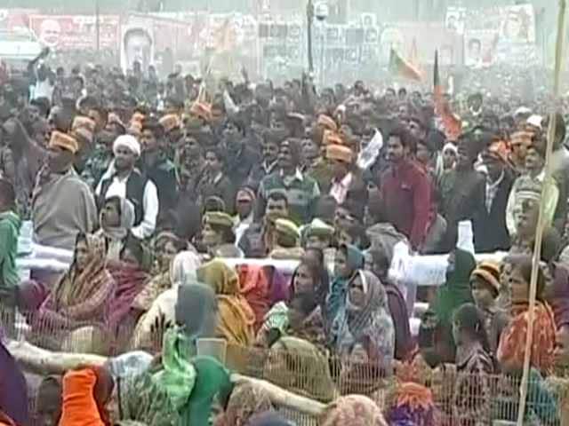 Video : At Bahraich Rally, PM Narendra Modi Takes On Opposition Over Stalled Parliament