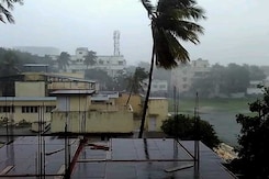 Cyclone Vardah Strikes Near Chennai, 16,000 Evacuated, 4 Dead Cyclone Vardah Strikes Near Chennai, 16,000 Evacuated, 4 Dead
