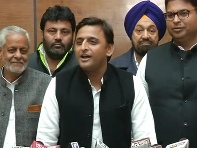 यूपी का महाभारत : मुस्लिम वोट पर एसपी-बीएसपी में छिड़ी जंग