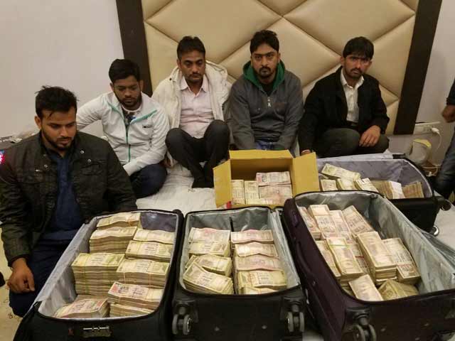 In Delhi, 3 Crores In Old Notes, Packed To Cheat Airport X-Ray Machines
