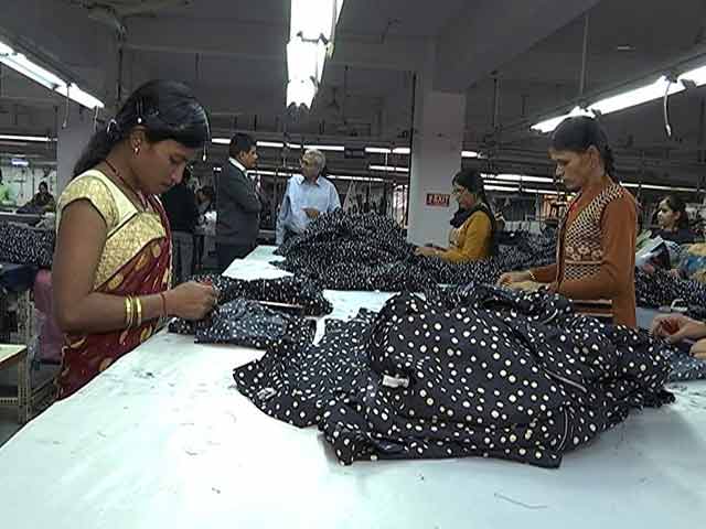 नोटबंदी से छोटे-छोटे भुगतान में आफत, कारखाना मालिक बेहाल