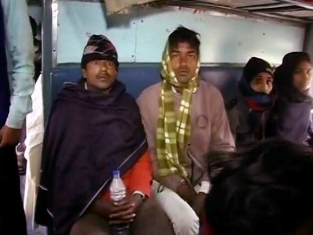 नोटबंदी की मार : बिहार वापस लौट रहे हैं मज़दूर