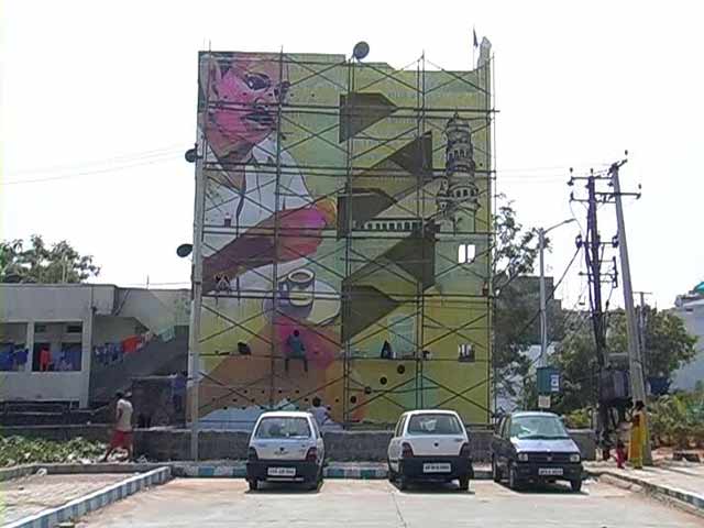 Video : Street Art Festival Lights Up Hyderabad