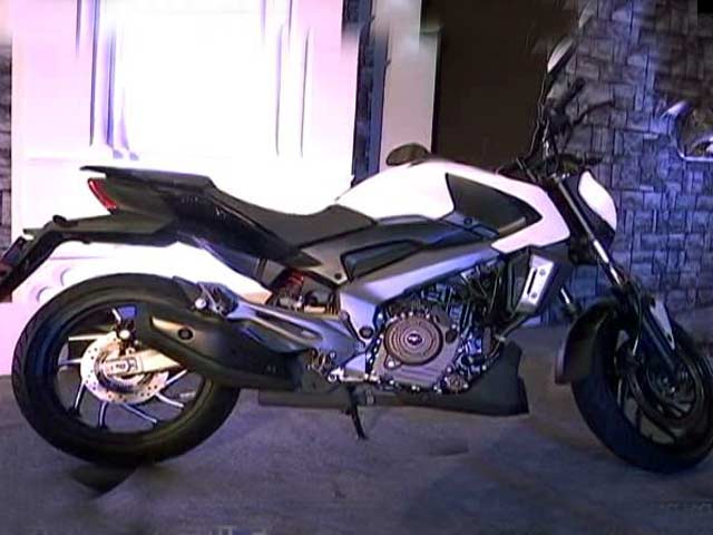 रफ्तार : आ गई बजाज डॉमिनर 400...