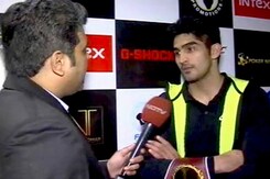 इस जीत को भारतीय सेना को समर्पित करना चाहता हूं : विजेंद्र सिंह इस जीत को भारतीय सेना को समर्पित करना चाहता हूं : विजेंद्र सिंह