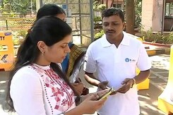 नोटबंदी : नवी मुंबई की एसबीआई कॉलोनी पूरी तरह बन गई है कैशलेस... नोटबंदी : नवी मुंबई की एसबीआई कॉलोनी पूरी तरह बन गई है कैशलेस...