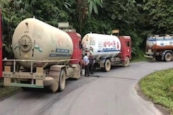 50-Day Manipur Blockade Cripples Life, Nagas Demand President's Rule 50-Day Manipur Blockade Cripples Life, Nagas Demand President's Rule