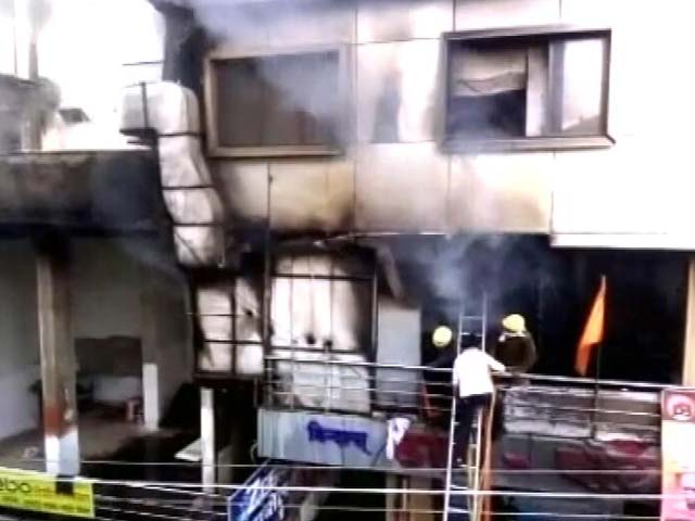 महाराष्ट्र के गोंदिया में होटल में लगी आग, छह लोगों की मौत