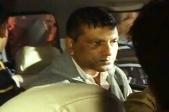 बंगाल : दार्जिलिंग में जेपी इंटरप्राइज़ेस के कई ठिकानों पर छापा बंगाल : दार्जिलिंग में जेपी इंटरप्राइज़ेस के कई ठिकानों पर छापा