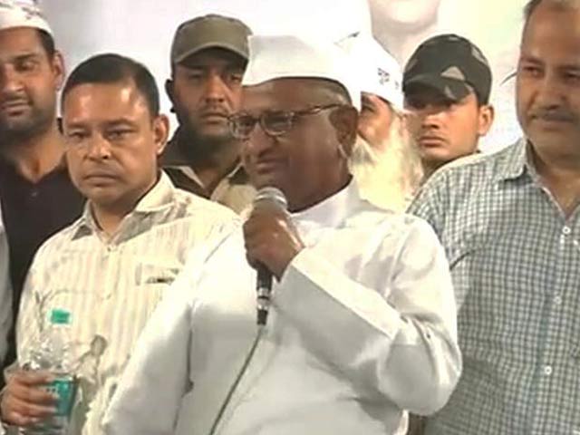 अन्ना हजारे ने अरविंद केजरीवाल की आलोचना की, कहा - पार्टी के चंदे पर कथनी को करनी में बदलें