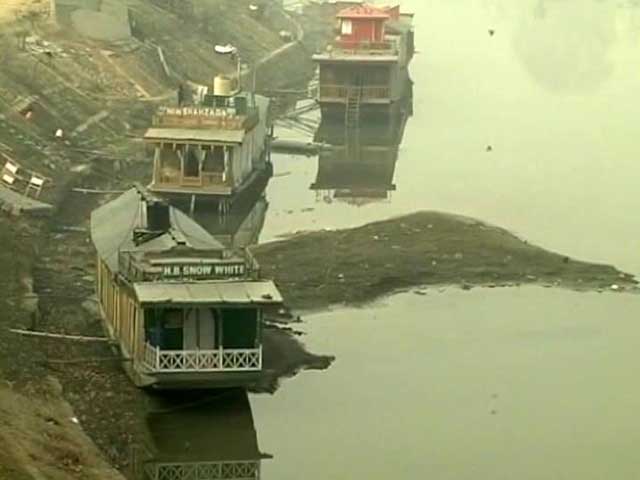 Dry Spell Hits Jammu And Kashmir As Jhelum's Water Level Hits 60 Year Low