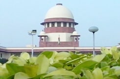 धर्म के नाम पर वोट मांगना गैरकानूनी, चुनाव एक धर्मनिरपेक्ष पद्धति : सुप्रीम कोर्ट धर्म के नाम पर वोट मांगना गैरकानूनी, चुनाव एक धर्मनिरपेक्ष पद्धति : सुप्रीम कोर्ट