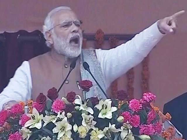 Video : 'No Surprises On Who Will Win UP After This Rally,' Says PM In Lucknow