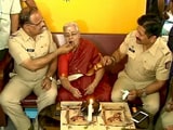 मुंबई पुलिस की मम्मी! मुंबई पुलिस की मम्मी!