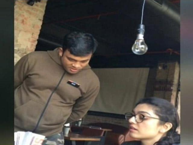 Video : Restaurants Turn Deaf Ear To Government, Insist On Service Charge
