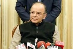 शिवसेना समेत विपक्षी दलों ने चुनाव से ठीक पहले बजट का विरोध किया शिवसेना समेत विपक्षी दलों ने चुनाव से ठीक पहले बजट का विरोध किया