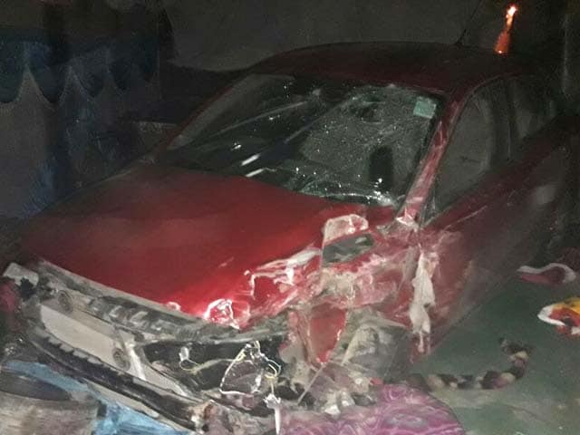Video : 4 Dead, 6 Injured After Car Crashes Into Night Shelter In Lucknow
