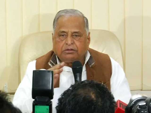 Akhilesh May Have Numbers, But Mulayam Singh Says He Is Still Samajwadi Party Boss Akhilesh May Have Numbers, But Mulayam Singh Says He Is Still Samajwadi Party Boss